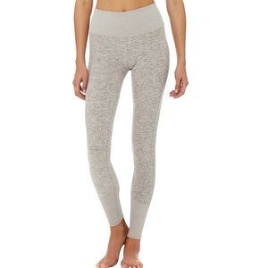 ALO YOGA // Gravel Heather Alo Soft Lounge Legging